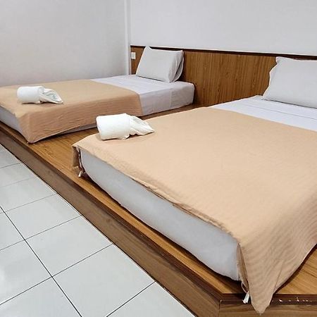 Api-Api Guesthouse Κότα Κιναμπαλού Εξωτερικό φωτογραφία