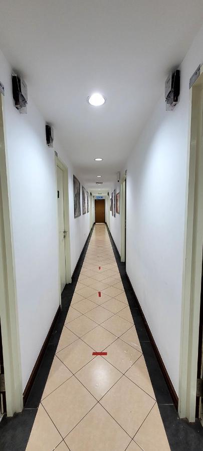 Api-Api Guesthouse Κότα Κιναμπαλού Εξωτερικό φωτογραφία