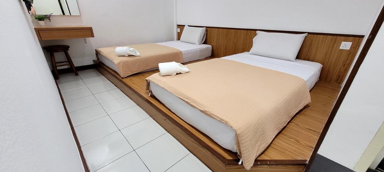 Api-Api Guesthouse Κότα Κιναμπαλού Εξωτερικό φωτογραφία