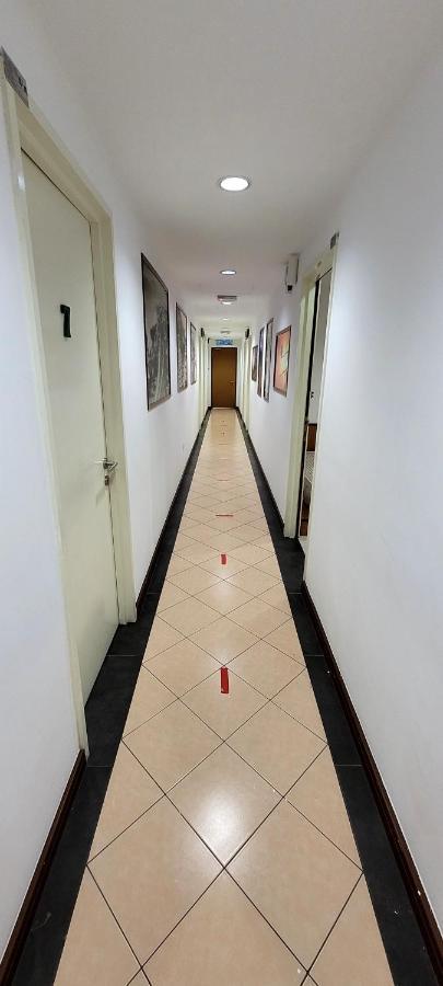 Api-Api Guesthouse Κότα Κιναμπαλού Εξωτερικό φωτογραφία
